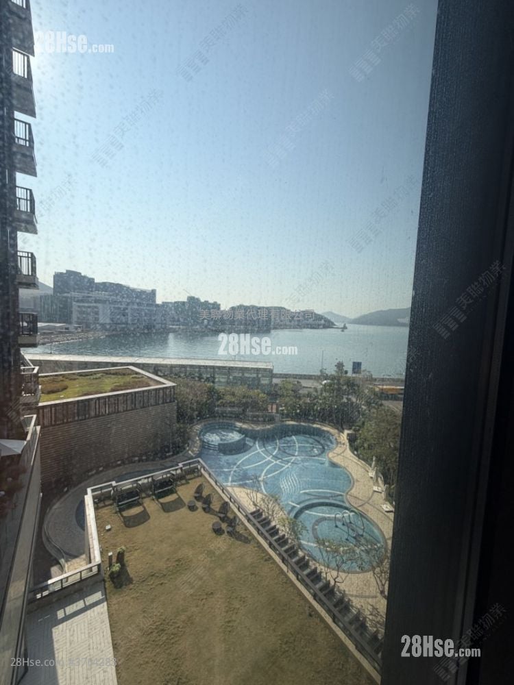 Lp6 Sell 4 Bedrooms 1,086 ft²