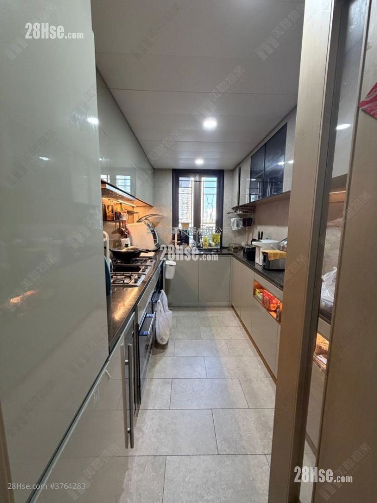 Lp6 Sell 4 Bedrooms 1,086 ft²