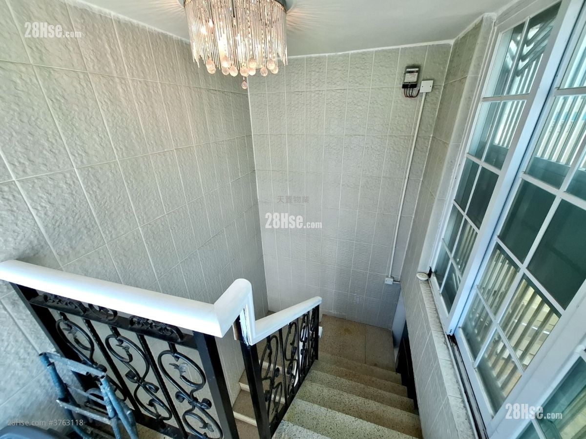 Kam Tze Villa Sell 3 Bedrooms , 1 Bathroom