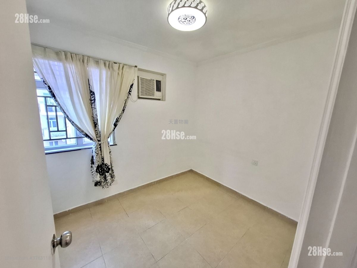 Kam Tze Villa Sell 3 Bedrooms , 1 Bathroom