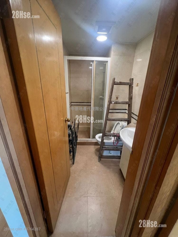 Recours La Serre Sell 3 Bedrooms , 2 Bathrooms 686 ft²