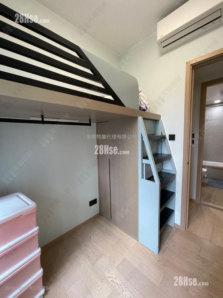 Lp6 Sell 2 Bedrooms , 1 Bathroom 526 ft²