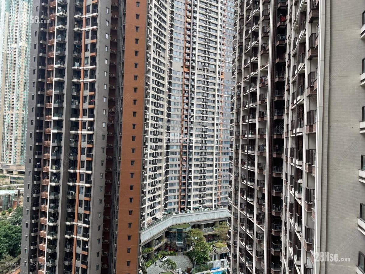 Lp6 Sell 2 Bedrooms , 1 Bathroom 526 ft²