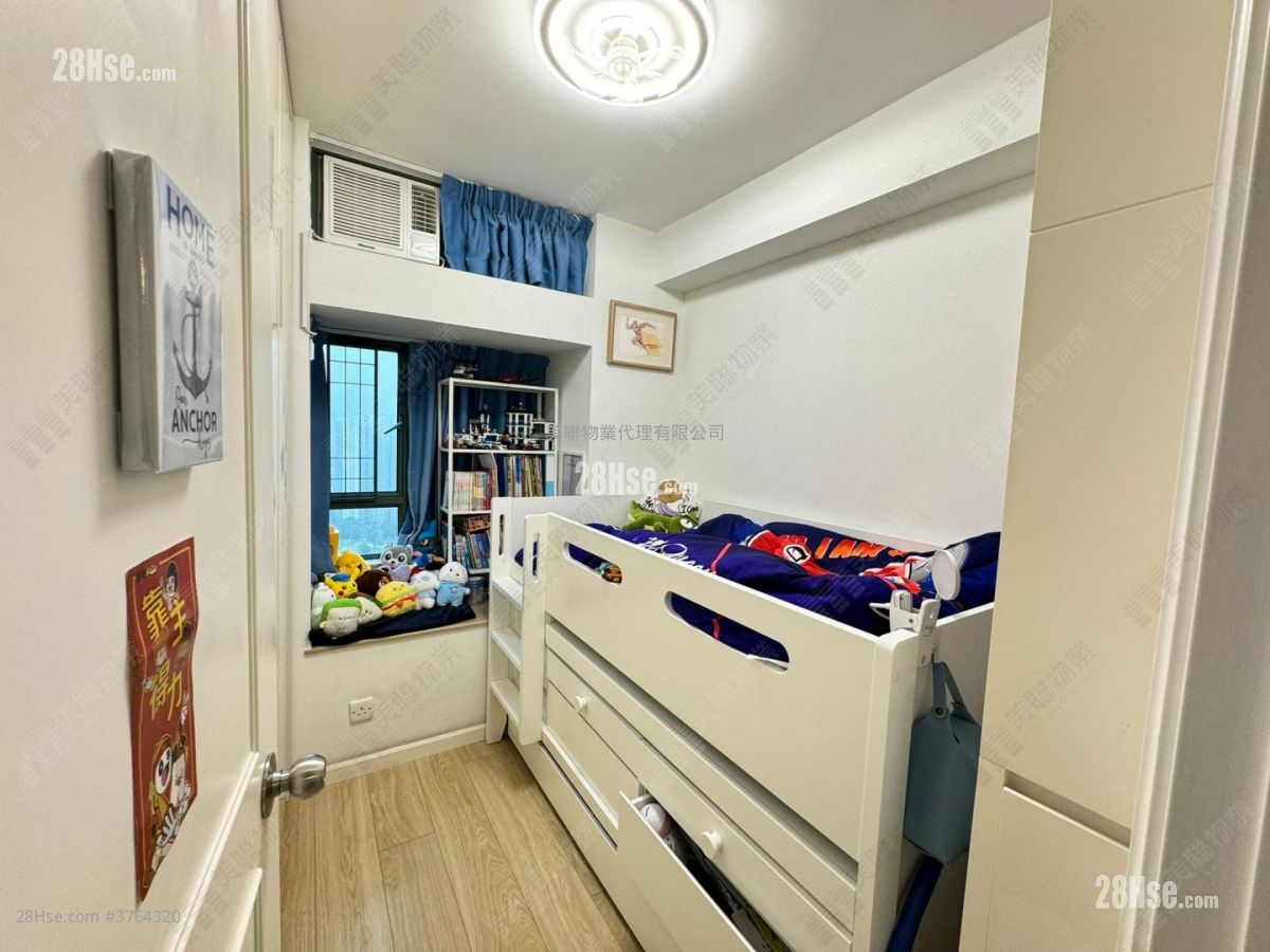 蔚蓝湾畔 售盘 3 房 , 2 浴室 763 平方尺