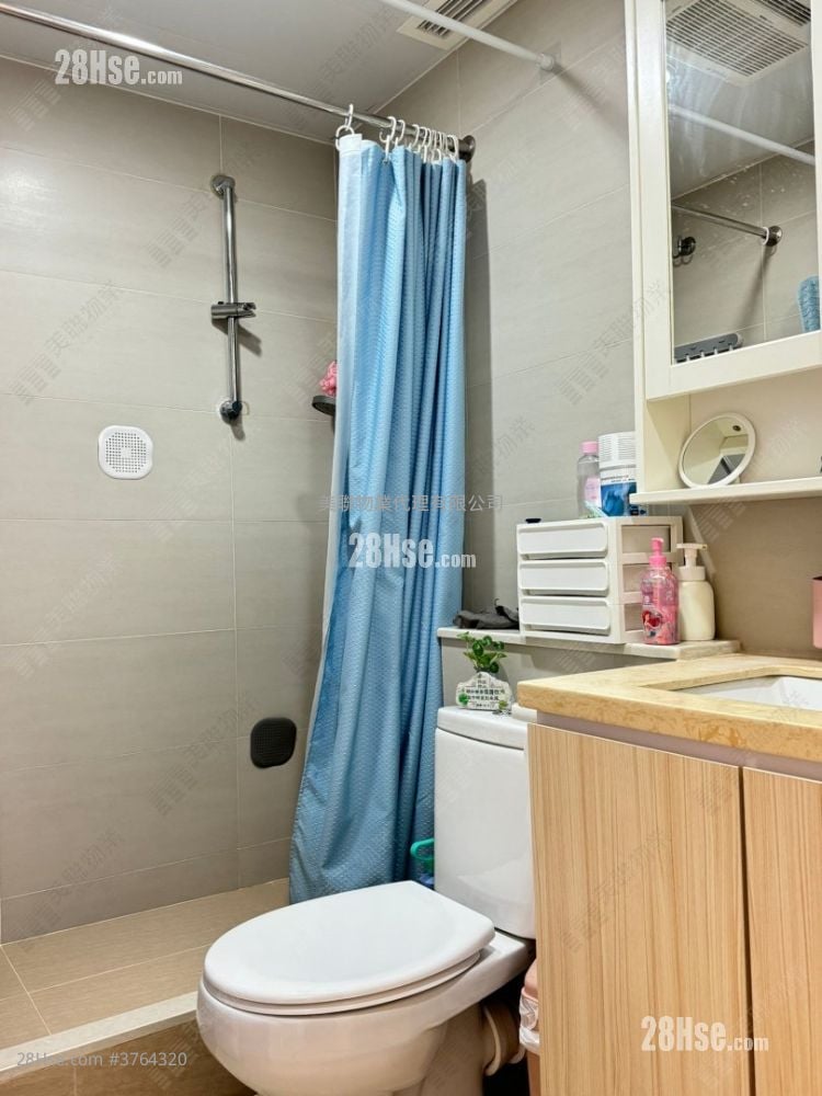 蔚蓝湾畔 售盘 3 房 , 2 浴室 763 平方尺