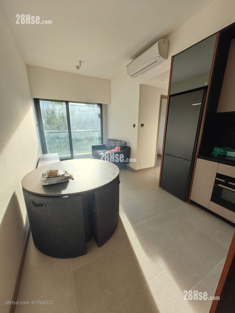 Silicon Hill Sell 2 Bedrooms , 1 Bathroom 418 ft²