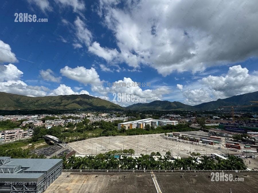 Grand Mayfair  Sell 2 Bedrooms 444 ft²