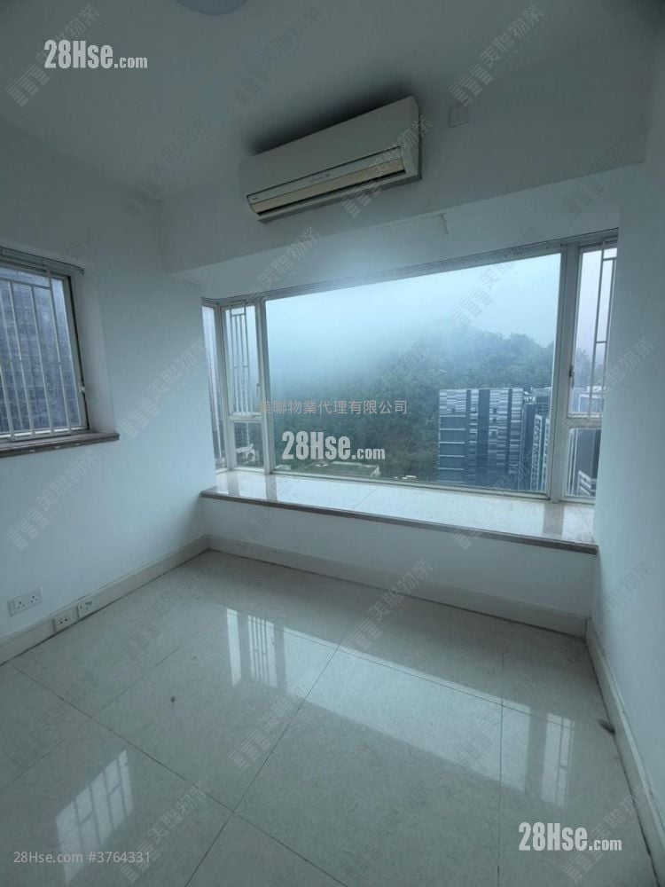 La Splendeur Of Le Prestige Sell 4 Bedrooms 995 ft²