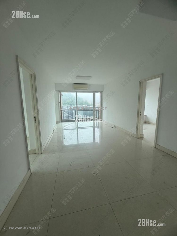 La Splendeur Of Le Prestige Sell 4 Bedrooms 995 ft²