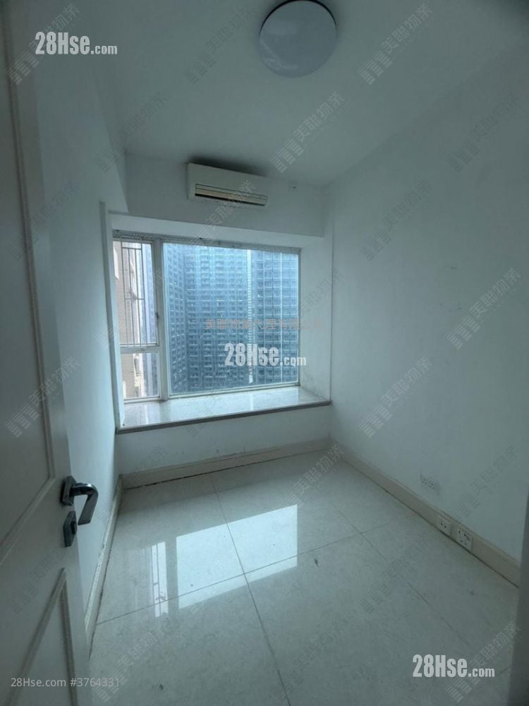 La Splendeur Of Le Prestige Sell 4 Bedrooms 995 ft²