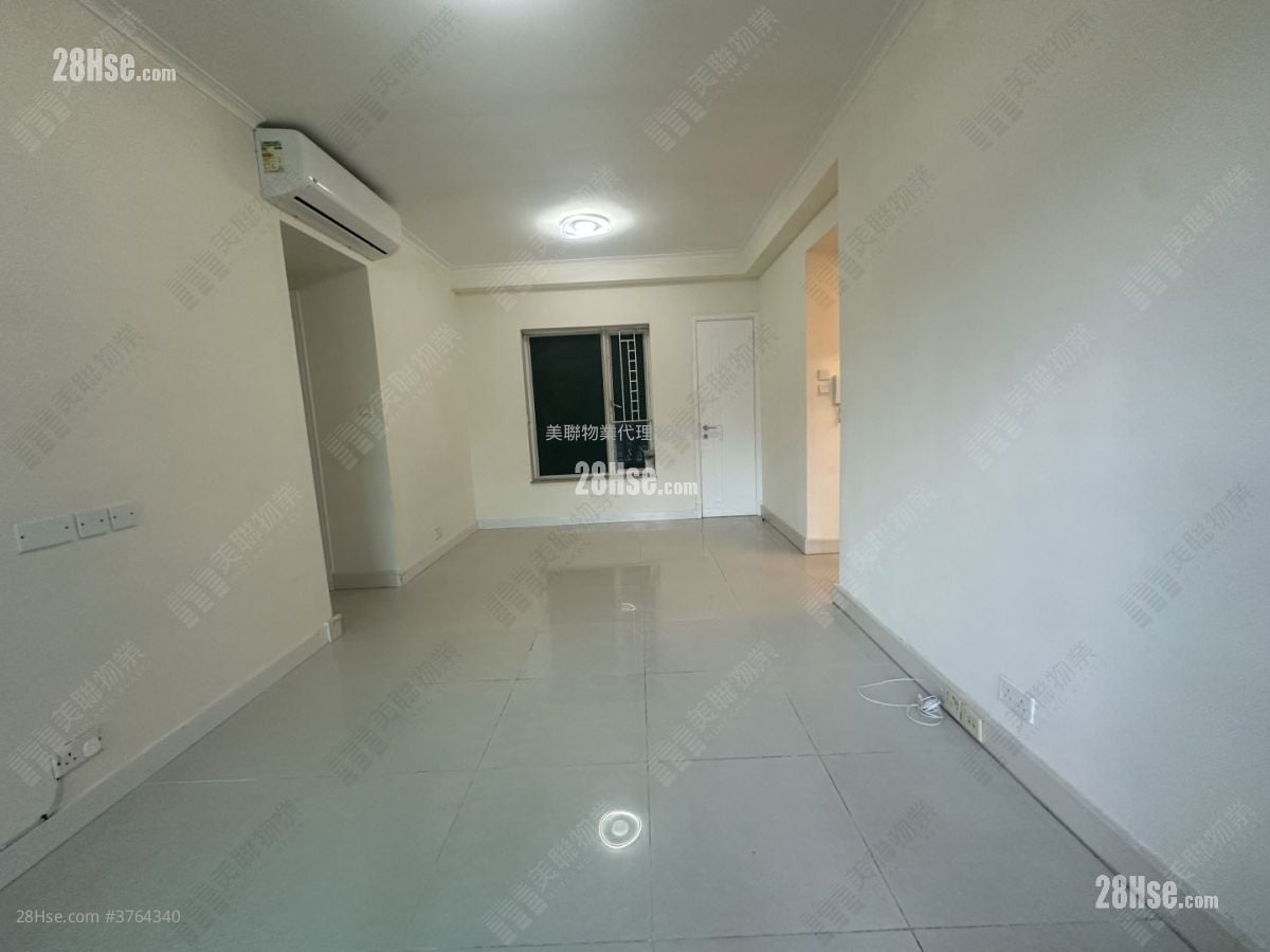 Le Prestige Sell 3 Bedrooms 728 ft²