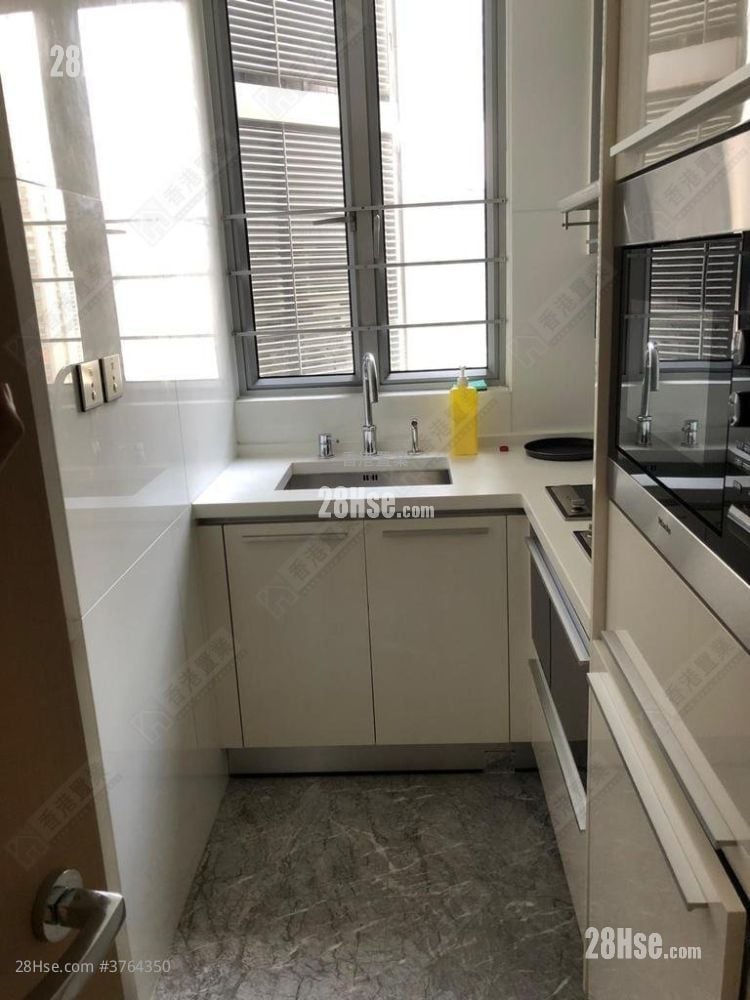 天玺 售盘 2 房 , 2 浴室 674 平方尺