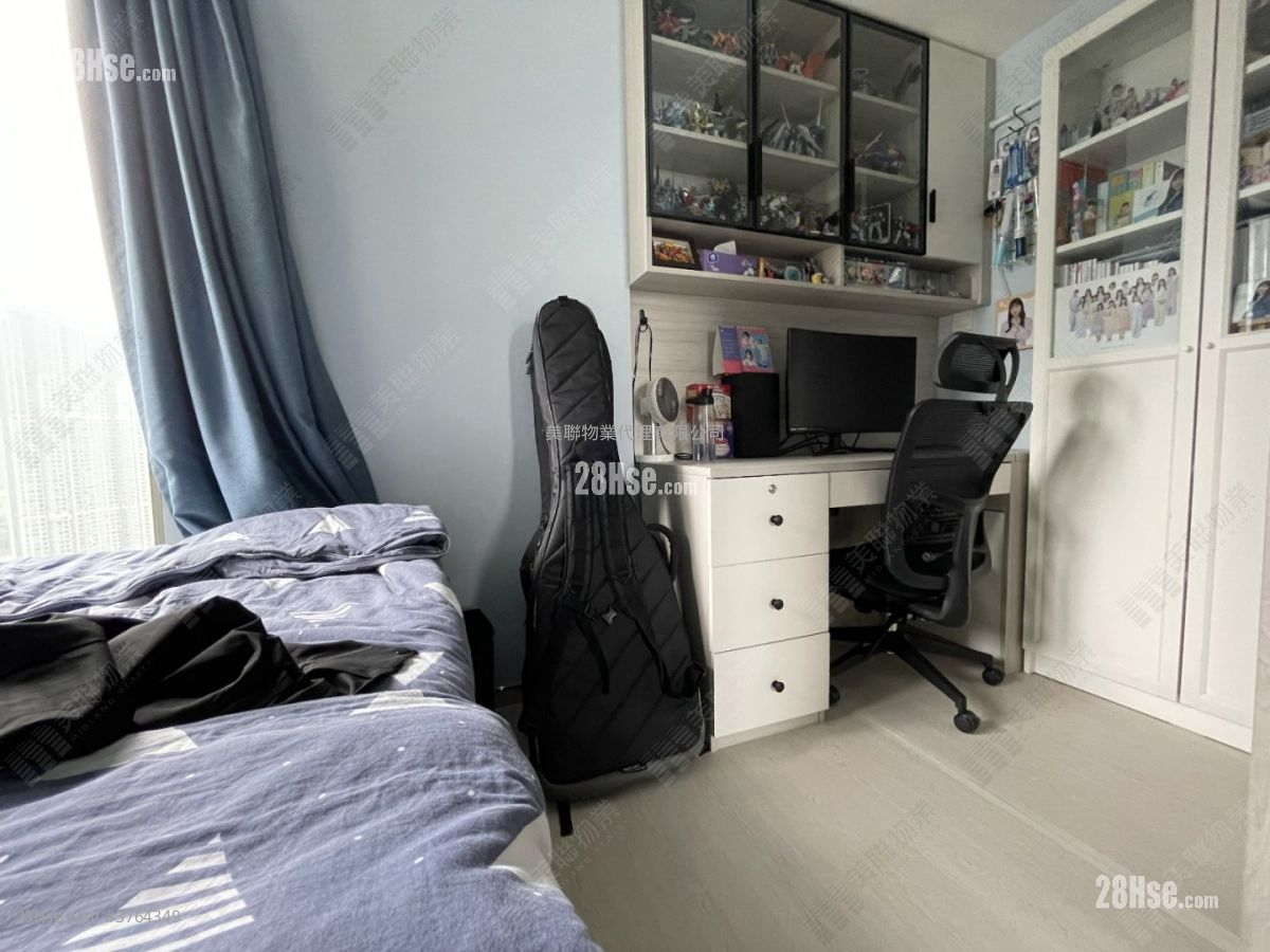 Sea To Sky Sell 3 Bedrooms 702 ft²