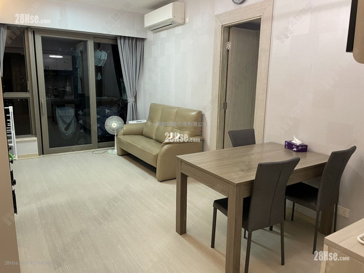 Sea To Sky Sell 3 Bedrooms 702 ft²