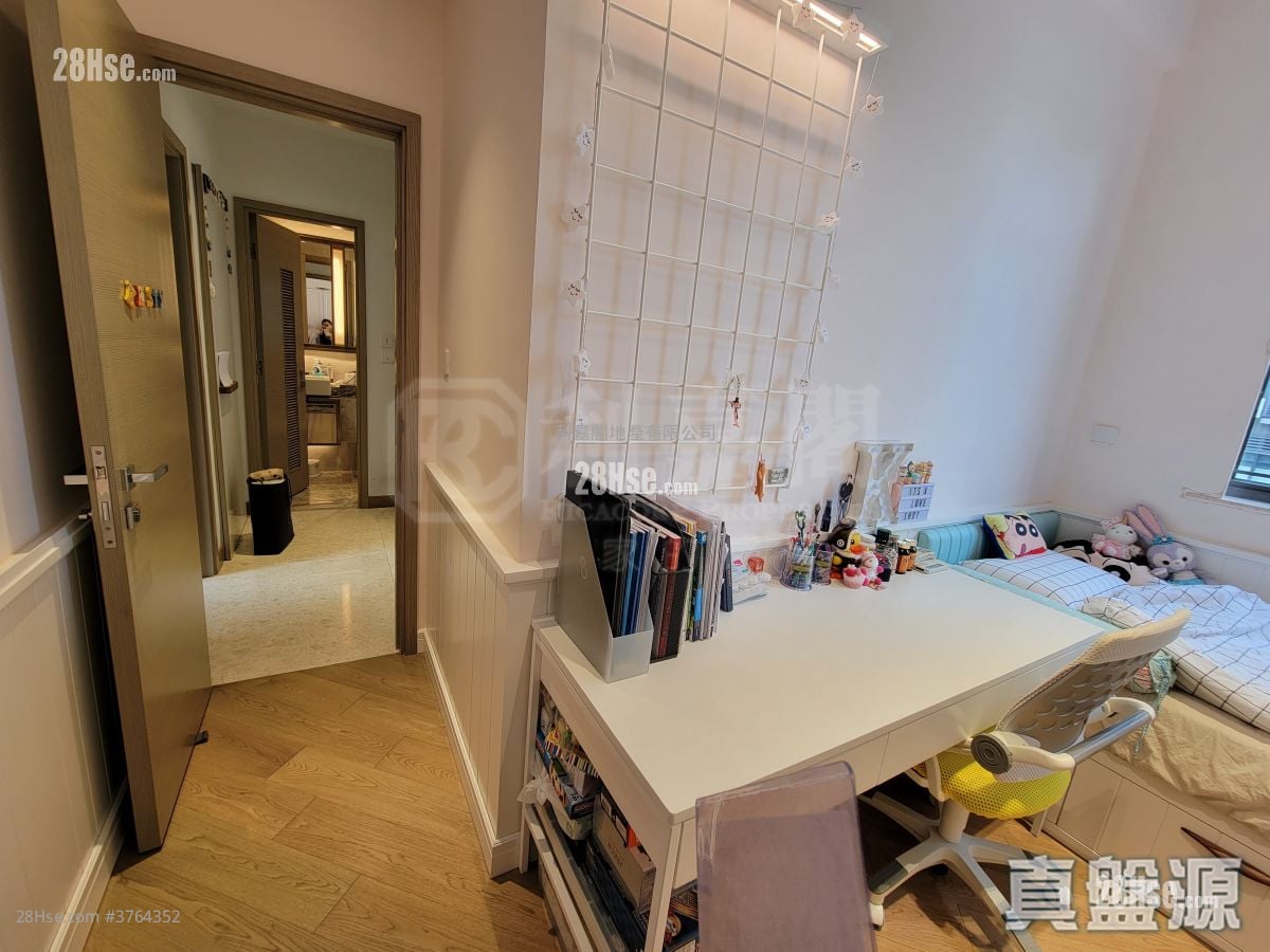 The Wings Sell 5+ Bedrooms , 5+ Bathrooms 1,570 ft²