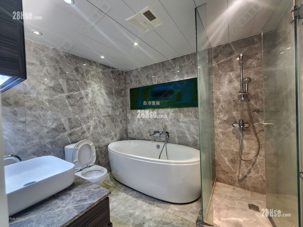 The Harbourside Sell 3 Bedrooms , 2 Bathrooms 1,061 ft²