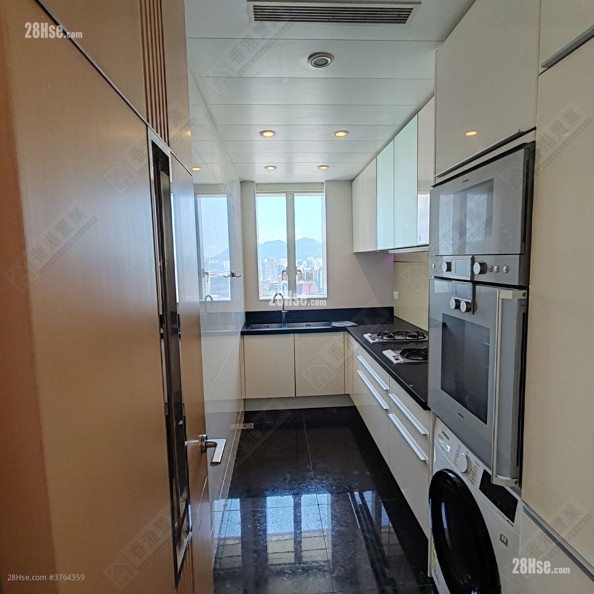 The Masterpiece Sell 1 Bedroom , 2 Bathrooms 816 ft²