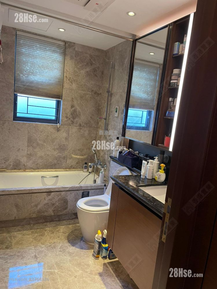 Parc Inverness Sell 4 Bedrooms , 3 Bathrooms 1,514 ft²