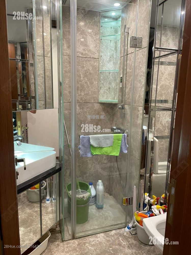 Parc Inverness Sell 4 Bedrooms , 3 Bathrooms 1,514 ft²