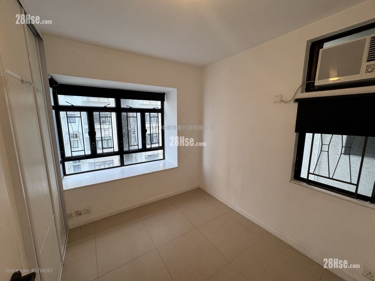 Heng Fa Chuen Sell 3 Bedrooms , 1 Bathroom 643 ft²