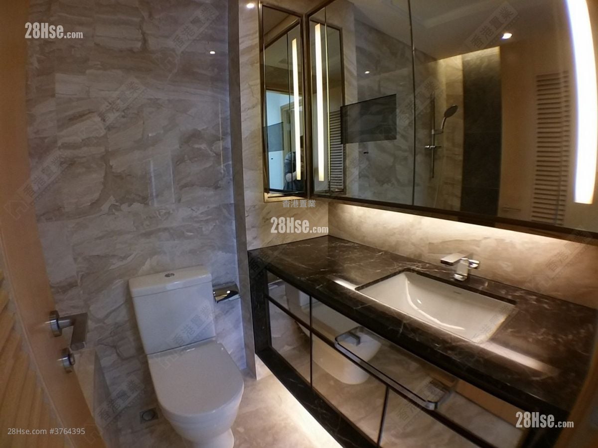 Grand Austin Sell 2 Bedrooms , 1 Bathroom 541 ft²