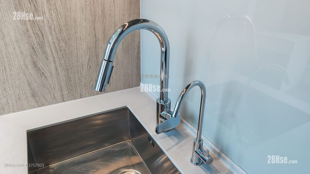 蔚藍東岸 租盤 開放式間隔 , 1 浴室 271 平方呎