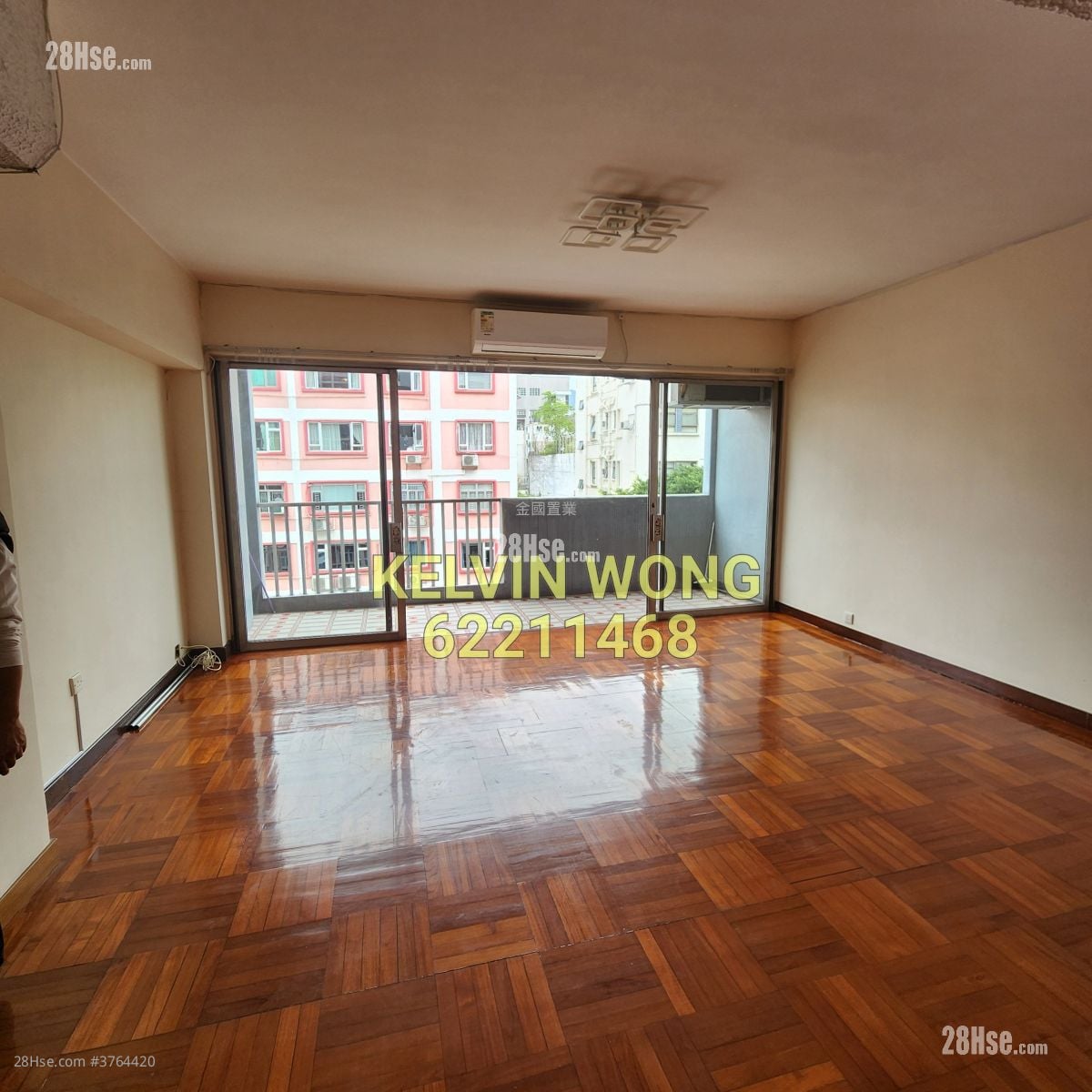 Golden May Mansion Sell 3 Bedrooms , 3 Bathrooms 1,468 ft²