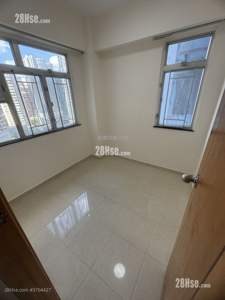 仁乐大厦 租盘 2 房 , 1 浴室 280 平方尺