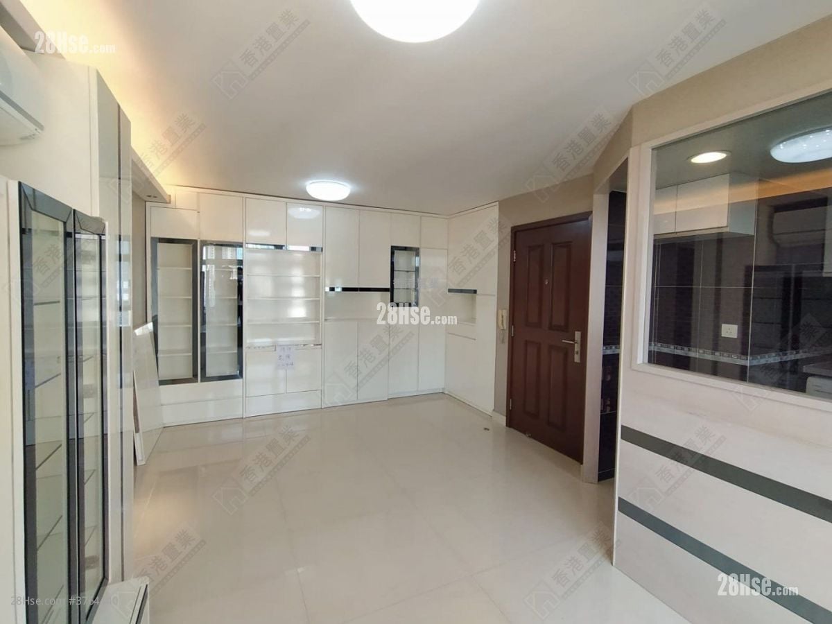 Mei Foo Sun Chuen Sell 4 Bedrooms 584 ft²