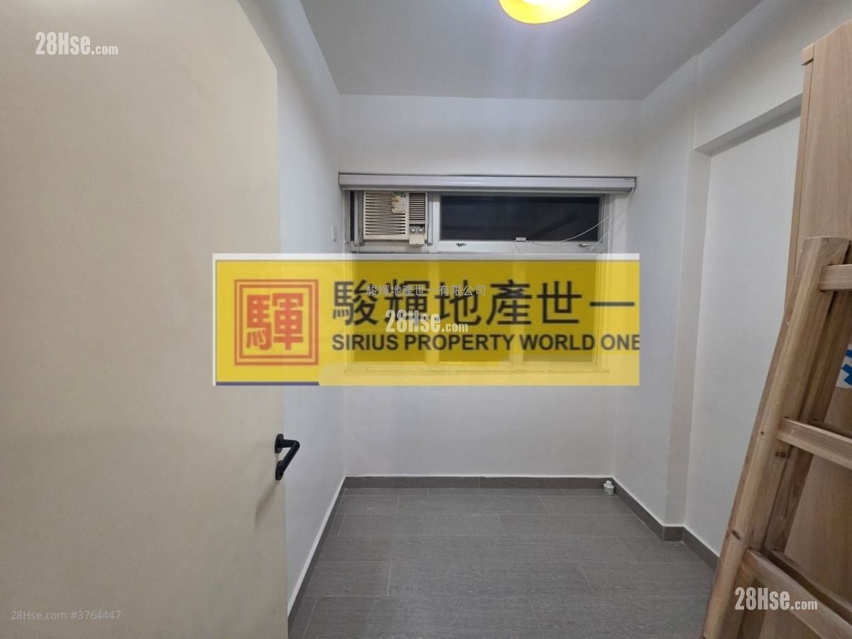 Eastland Towers Sell 2 Bedrooms , 1 Bathroom 346 ft²