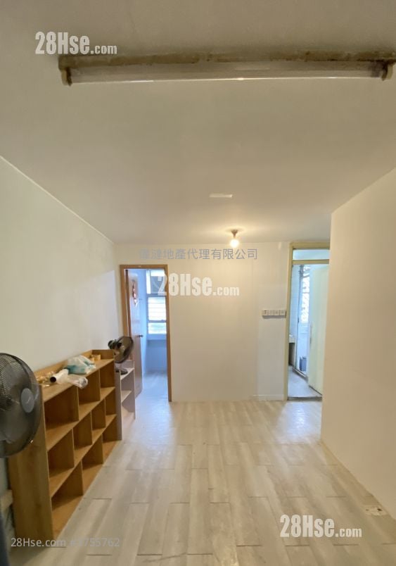 天平村 售盘 2 房 348 平方尺