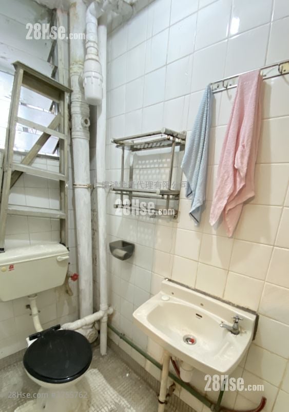 天平村 售盘 2 房 348 平方尺