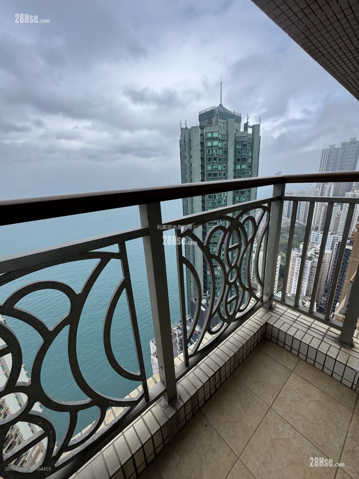 The Merton Sell 2 Bedrooms , 1 Bathroom 482 ft²