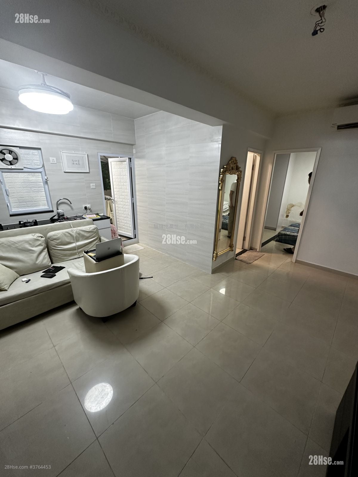 Prat Mansions Rental 1 Bedroom , 1 Bathroom 401 ft²