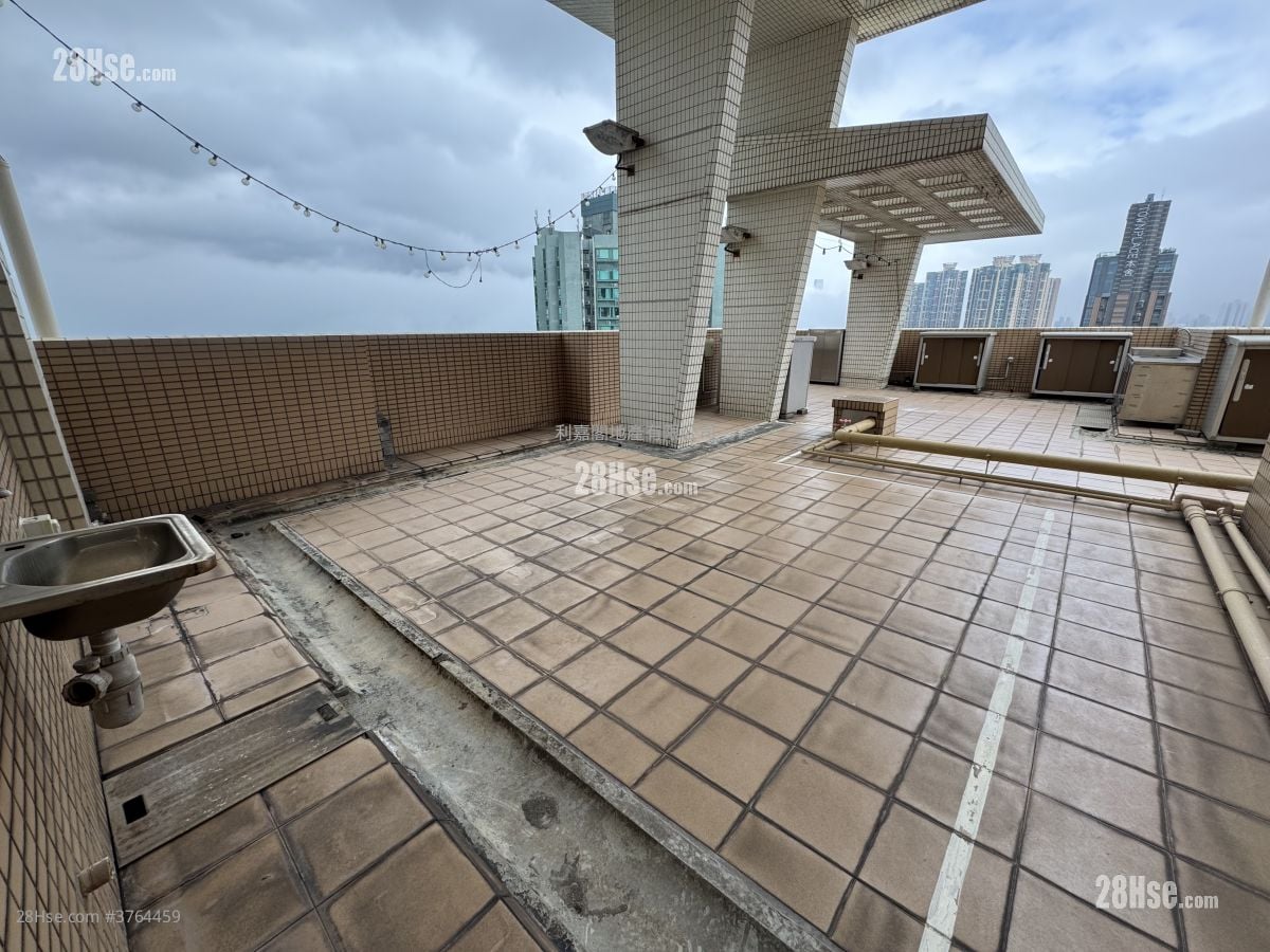 The Merton Sell 2 Bedrooms , 1 Bathroom 482 ft²