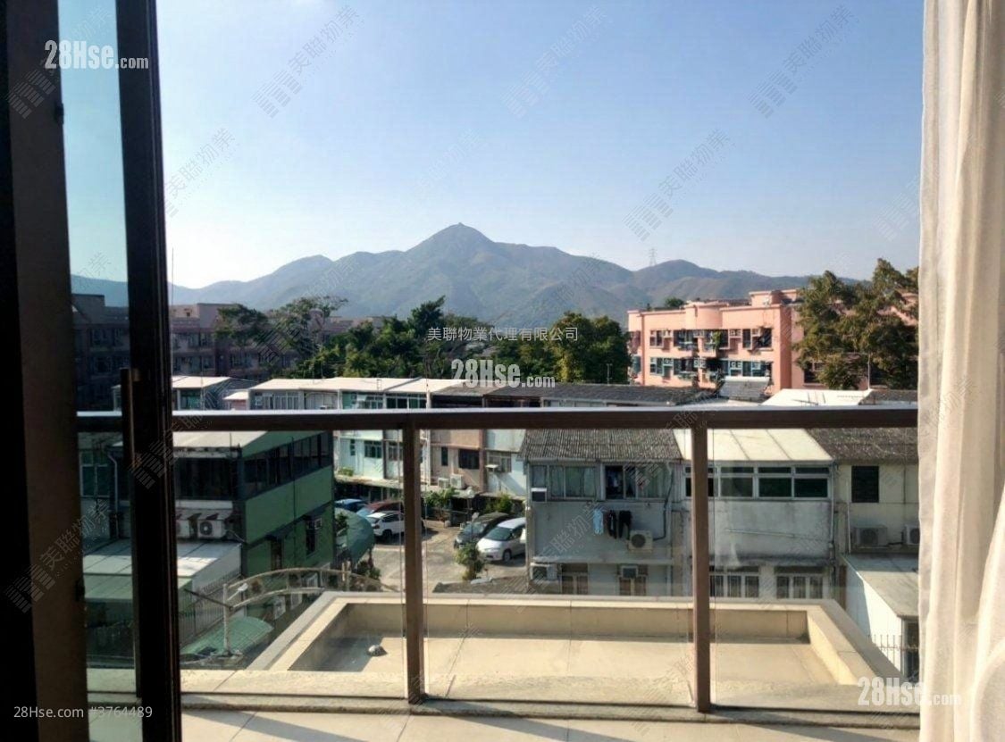 79Ftankwaitsuenroad Sell 5+ Bedrooms , 4 Bathrooms 1,986 ft²