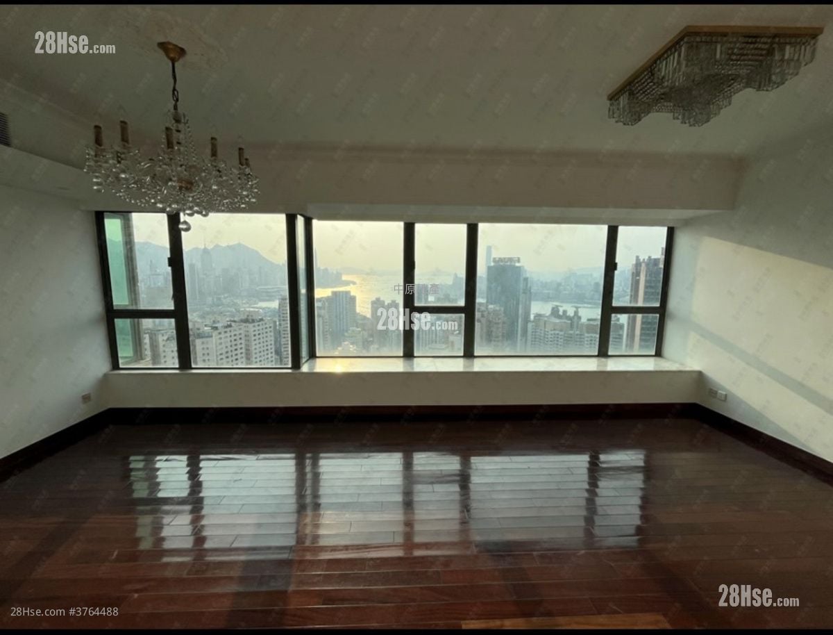 海天峰 售盘 3 房 , 3 浴室 935 平方尺