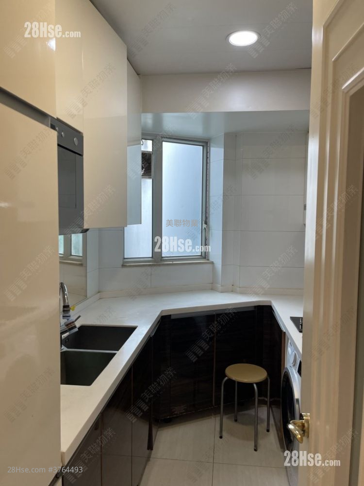 致蓝天 售盘 4 房 , 3 浴室 950 平方尺