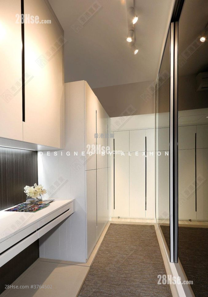 Ultima Sell 3 Bedrooms , 2 Bathrooms 1,154 ft²