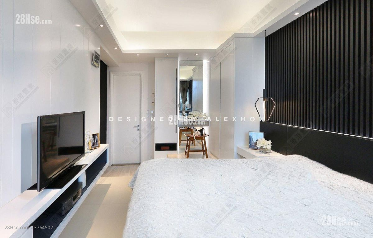 Ultima Sell 3 Bedrooms , 2 Bathrooms 1,154 ft²