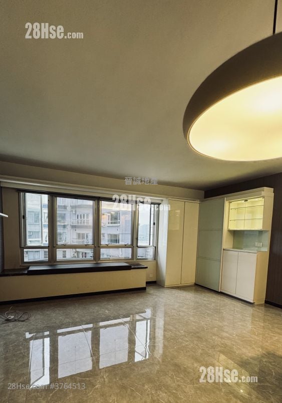 Hong Kong Garden Sell 2 Bedrooms , 2 Bathrooms 792 ft²