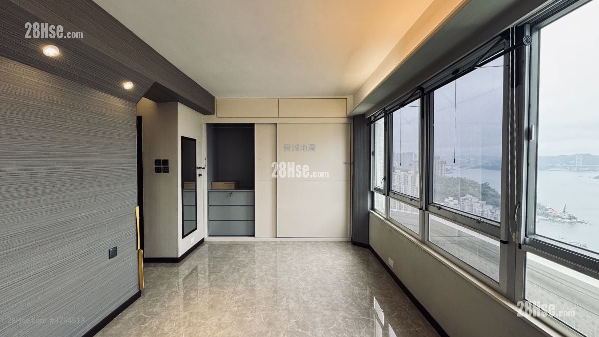 Hong Kong Garden Sell 2 Bedrooms , 2 Bathrooms 792 ft²