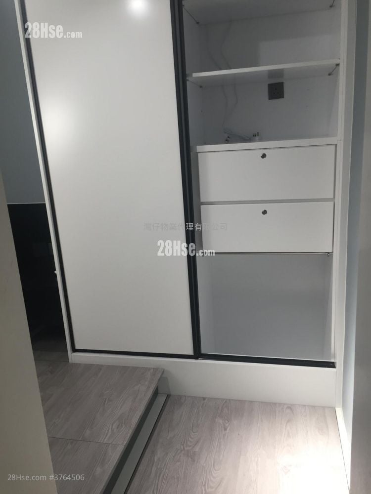 Residence Oasis Sell 2 Bedrooms , 1 Bathroom 509 ft²