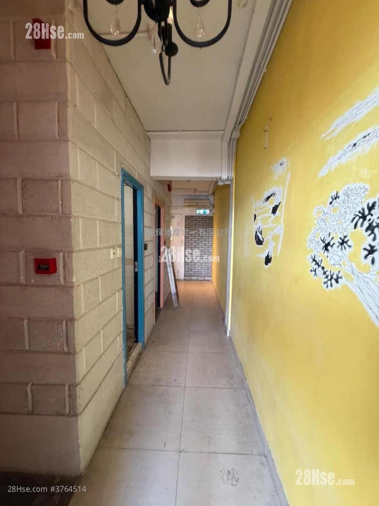 Alhambra Building Sell 734 ft²