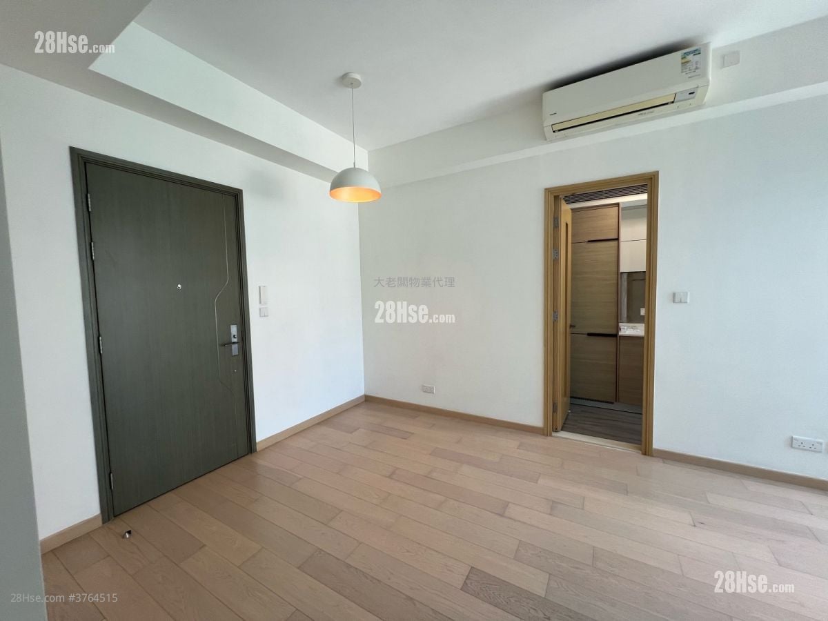 Twin Peaks Sell 2 Bedrooms , 1 Bathroom 516 ft²