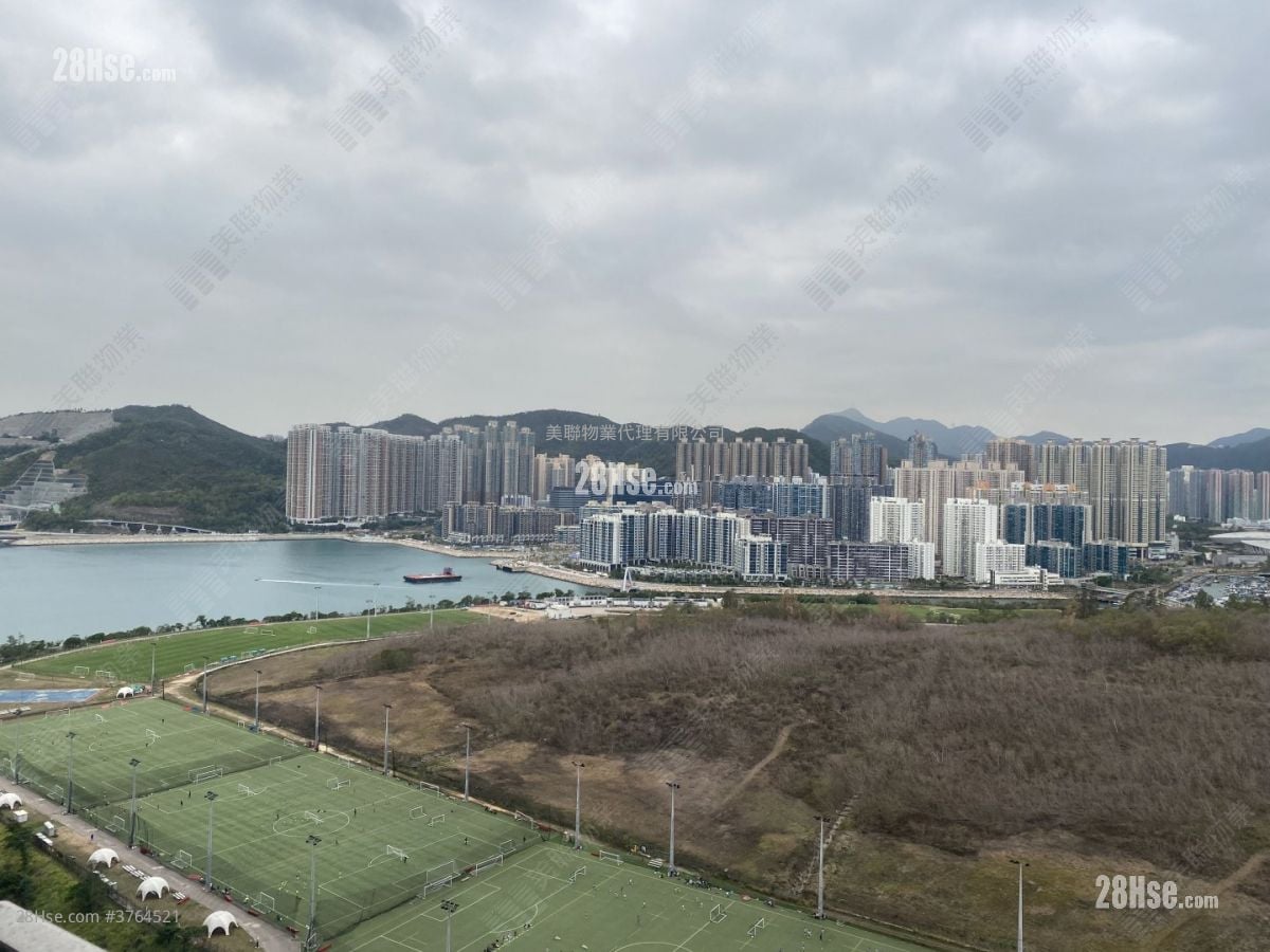 致蓝天 售盘 4 房 950 平方尺