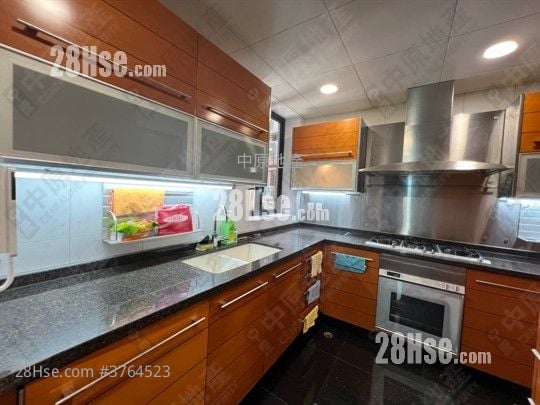No.1 Ho Man Tin Hill Sell 3 Bedrooms , 2 Bathrooms 1,046 ft²