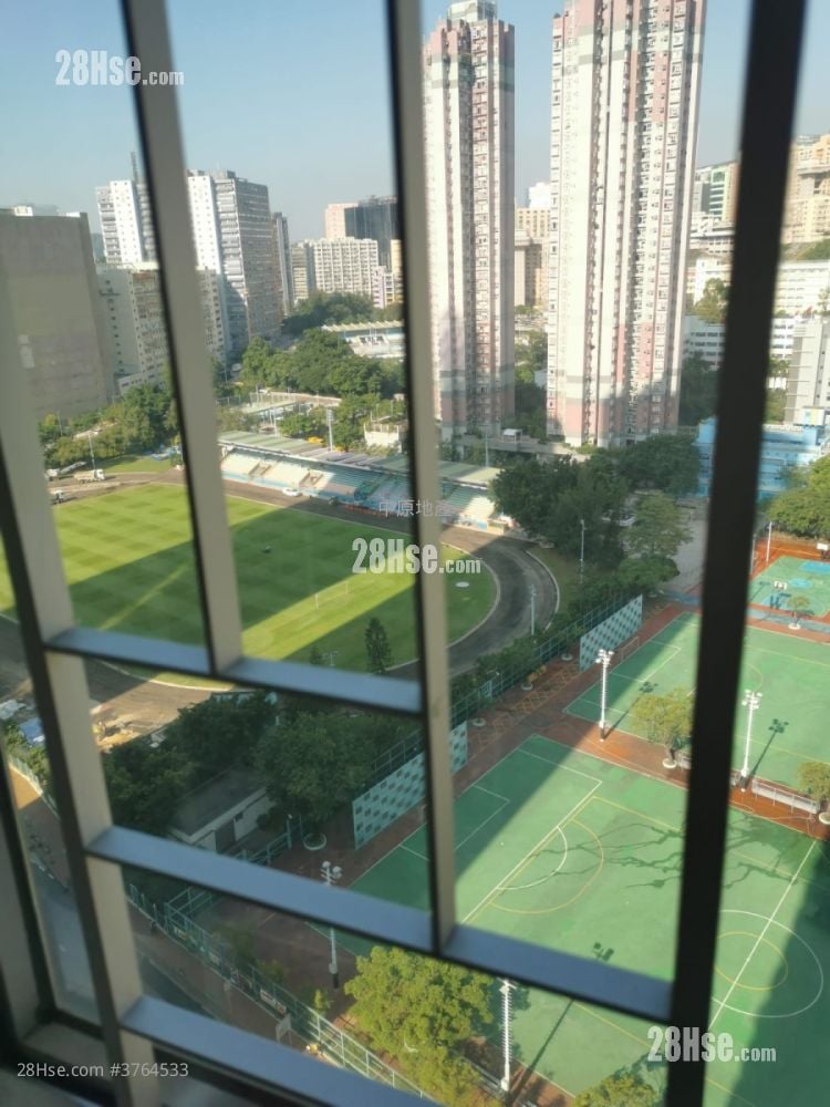 Kwai Chung Plaza Sell 3 Bedrooms , 1 Bathroom 536 ft²