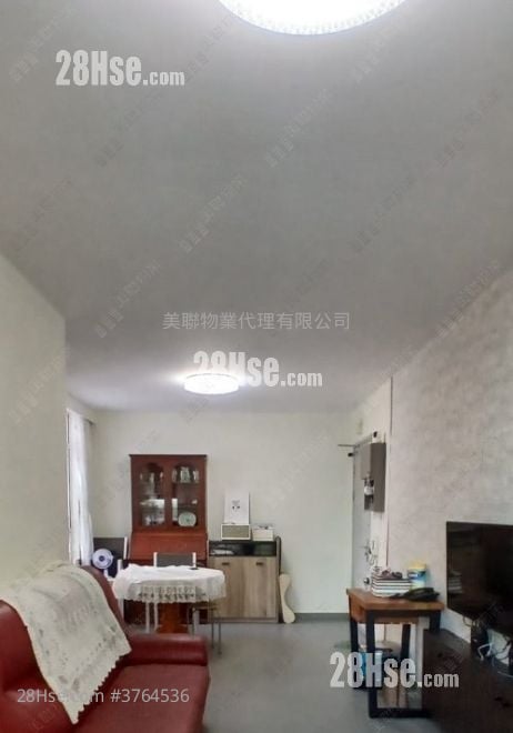 Sheung Chui Court Sell 2 Bedrooms 511 ft²