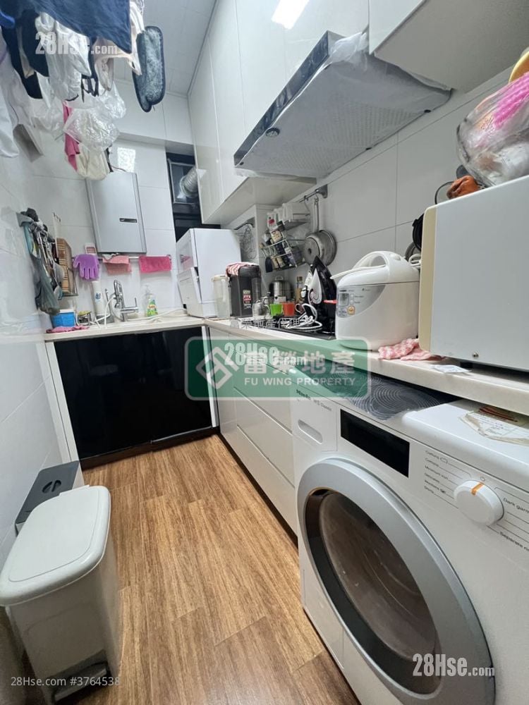 Mansion Court Sell 2 Bedrooms , 1 Bathroom 572 ft²